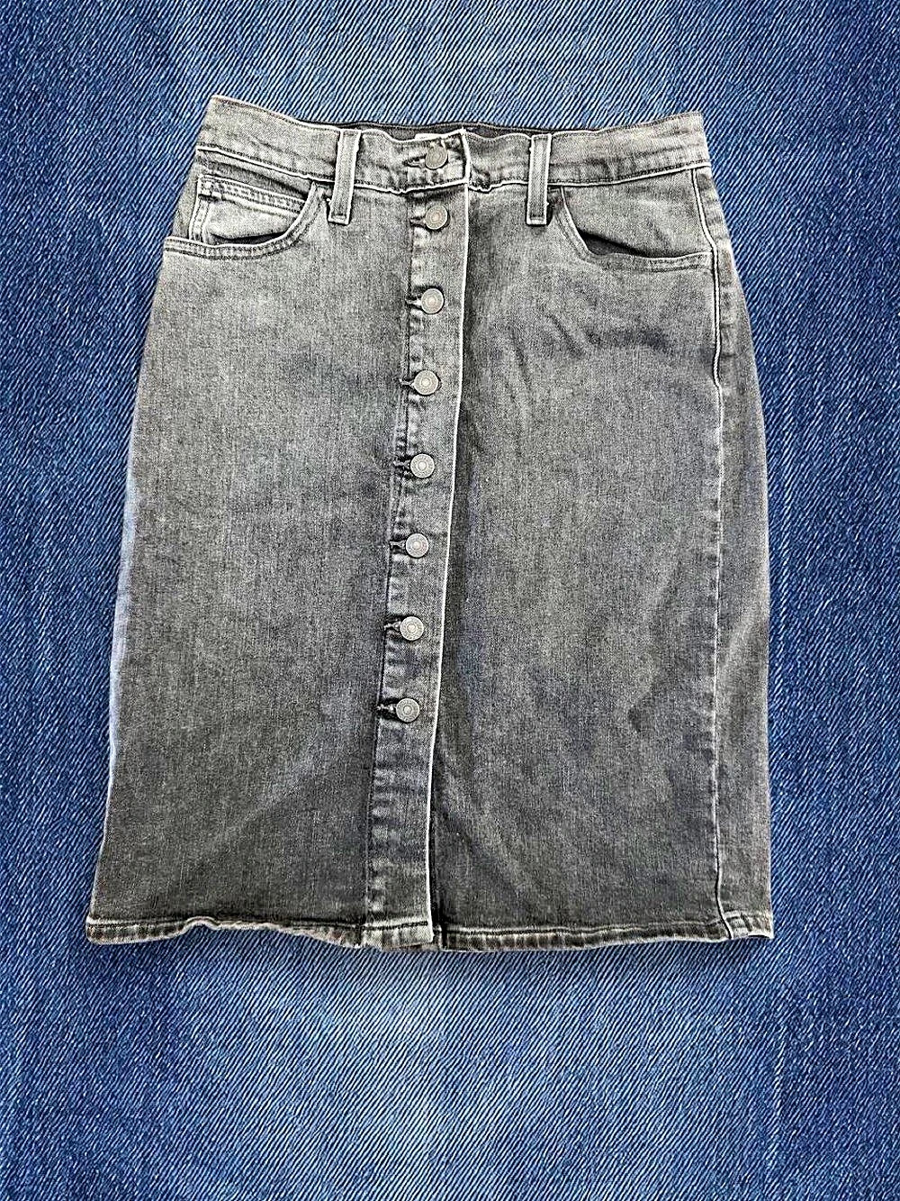 Levi's Retro Button Front Skirt Gray Denim Waist 27